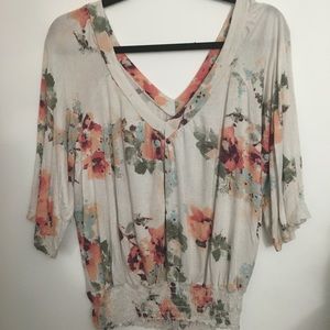 NWOT Floral flowy top